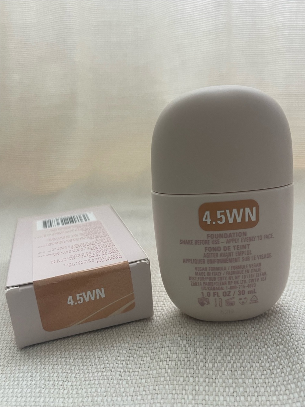 Kylie Cosmetics Skin Tint Blurring Elixir - 4.5WN